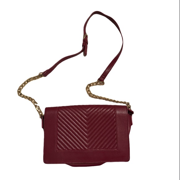 KAARI Blue Crossbody Handbag Red Burgundy Maroon Wine Gold Chain Purse - Picture 1 of 5